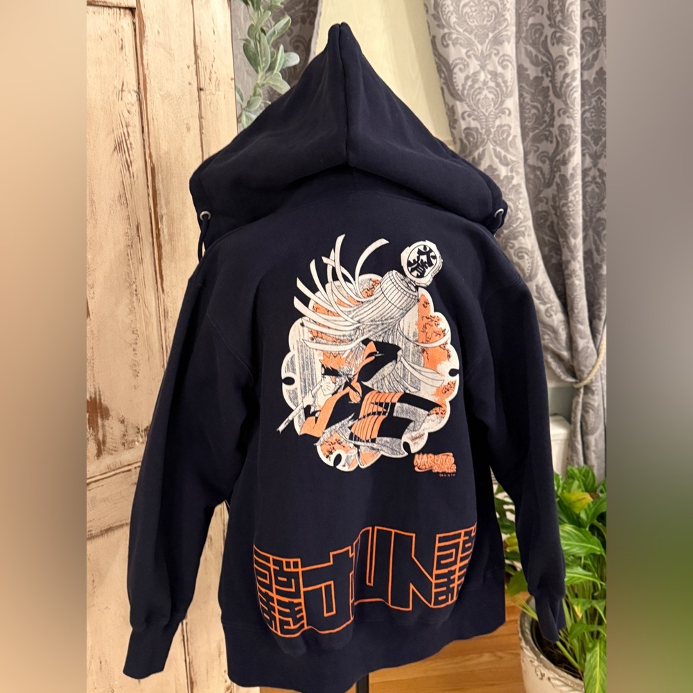 Naruto Japanese Printed Men’s Hooded sweatshirt. Black. Size L
